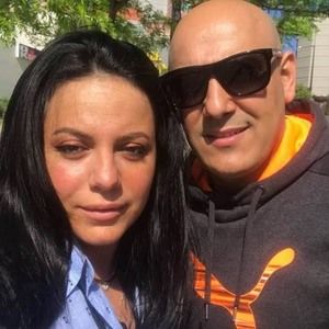 Meet your Posher, Dina